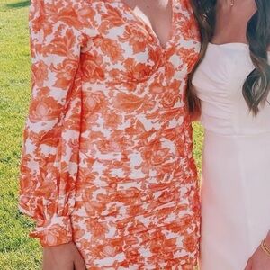 Chic Long Sleeve Floral Dress in Orange and White
